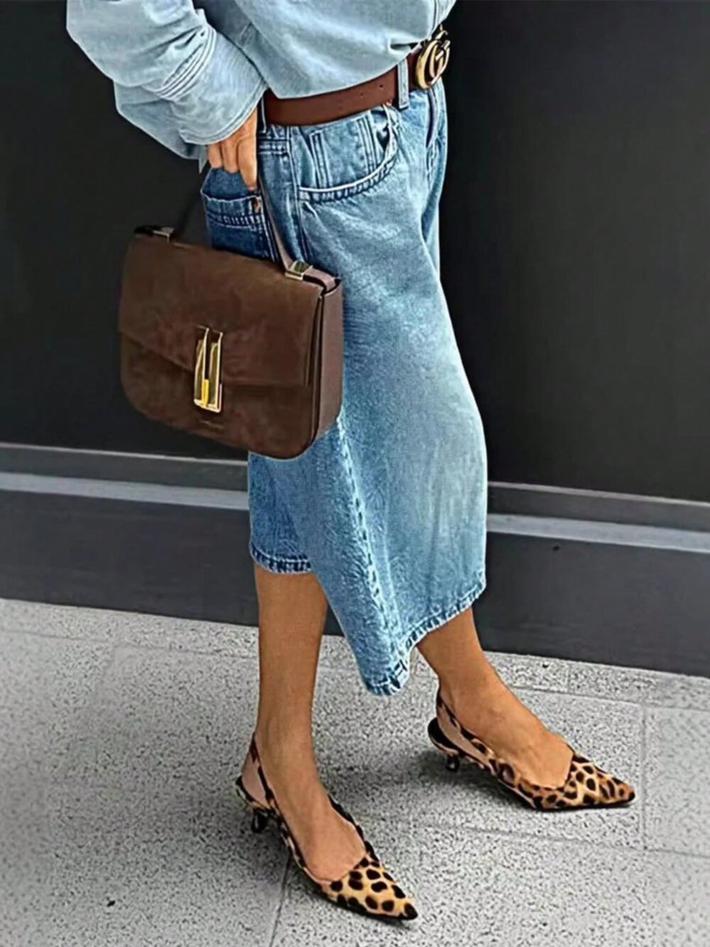 Medium Blue Bohemian Women's Denim Bermuda Shorts with Button Zipper Detail - Picture 4 of 6
